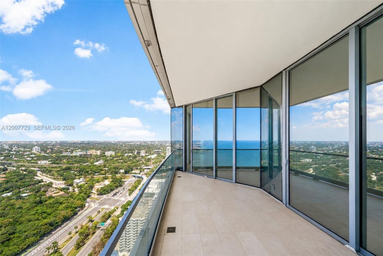 175 25 Rd, Unit 3303, Miami, FL 33129 Photo