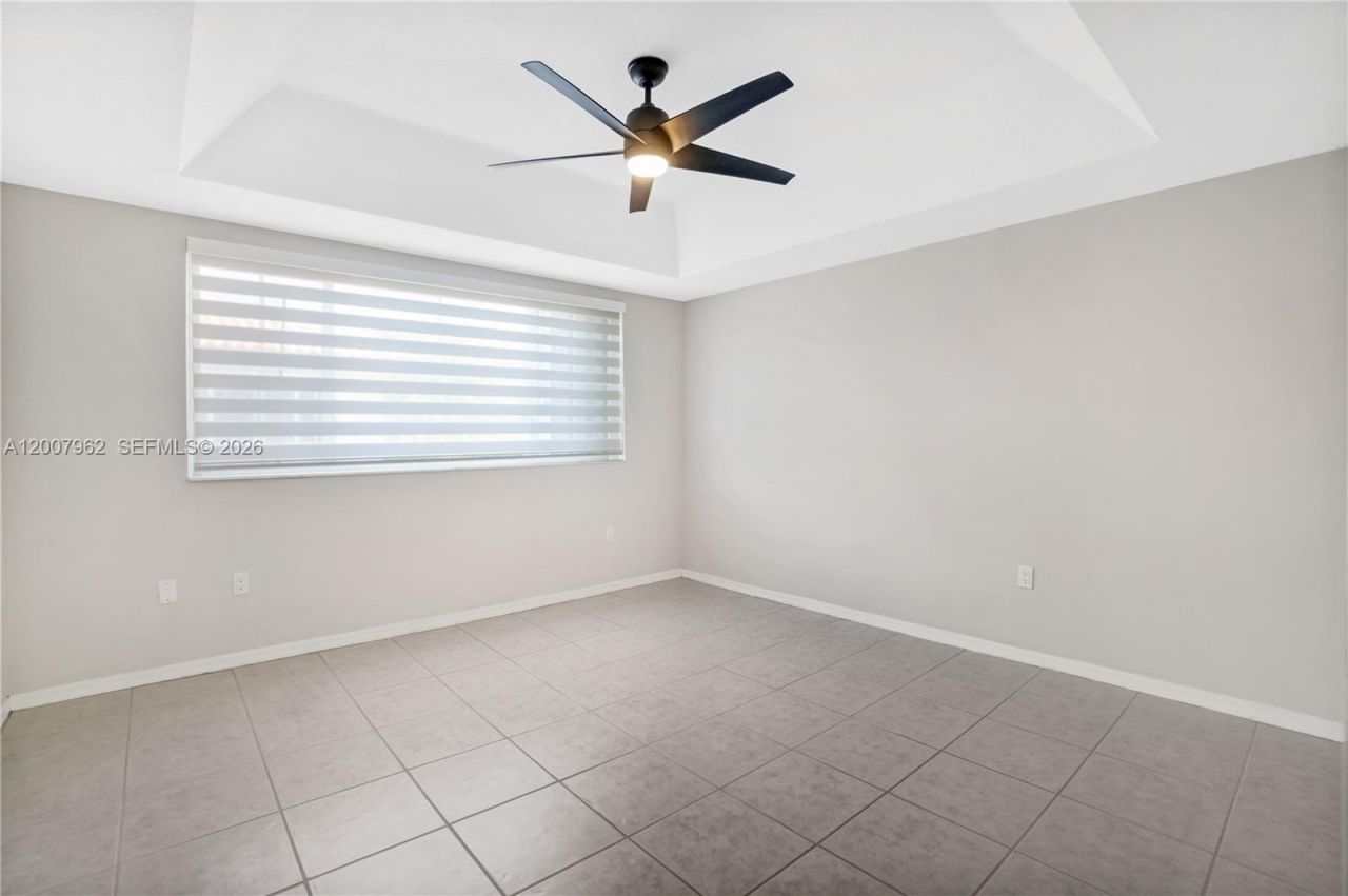 8334 NW 144th Ter, Miami Lakes, FL 33016 Photo