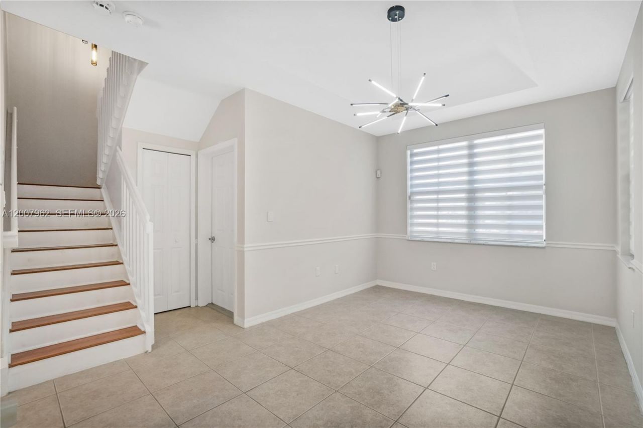 8334 NW 144th Ter, Miami Lakes, FL 33016 Photo