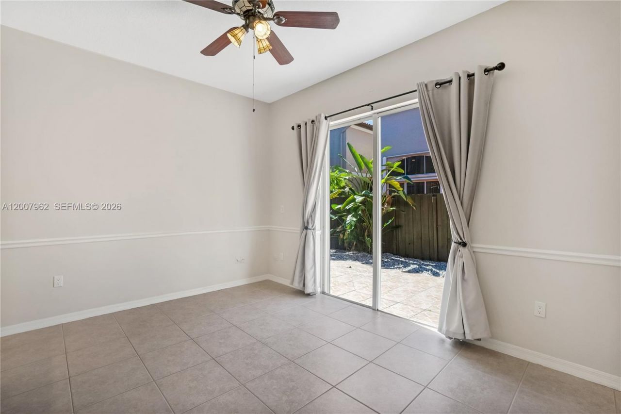 8334 NW 144th Ter, Miami Lakes, FL 33016 Photo