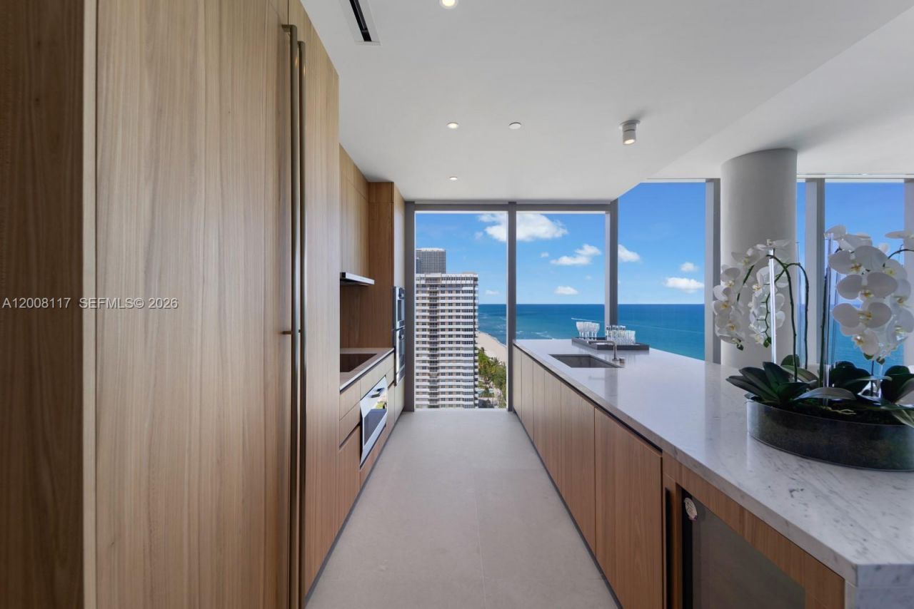 2000 S Ocean Dr, Unit 17A, Hallandale Beach, FL 33009 Photo