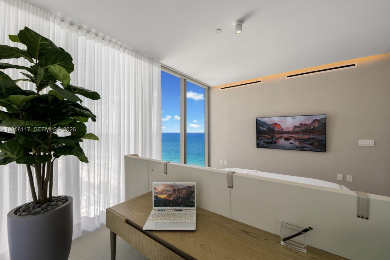 2000 S Ocean Dr, Unit 17A, Hallandale Beach, FL 33009 Photo