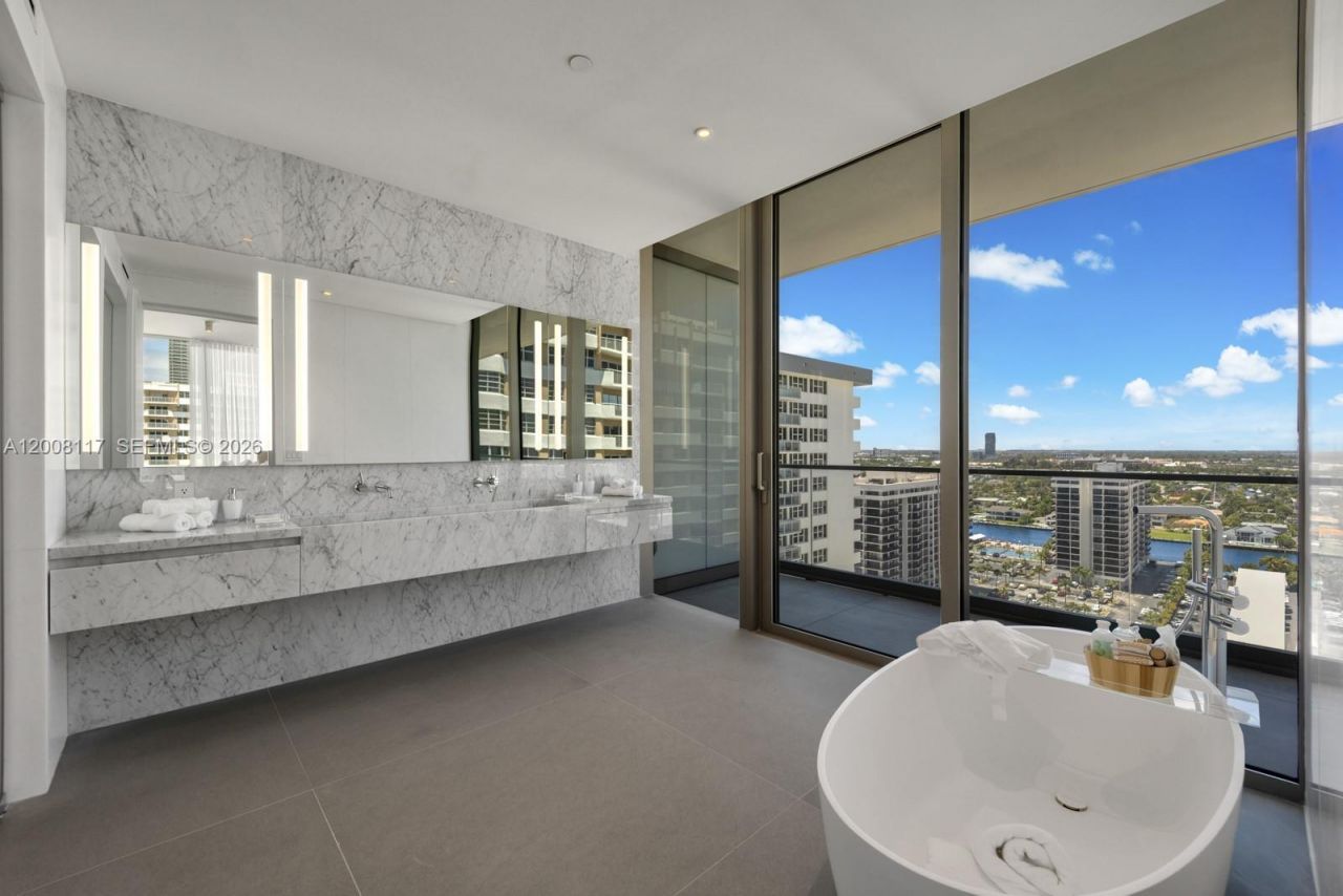 2000 S Ocean Dr, Unit 17A, Hallandale Beach, FL 33009 Photo