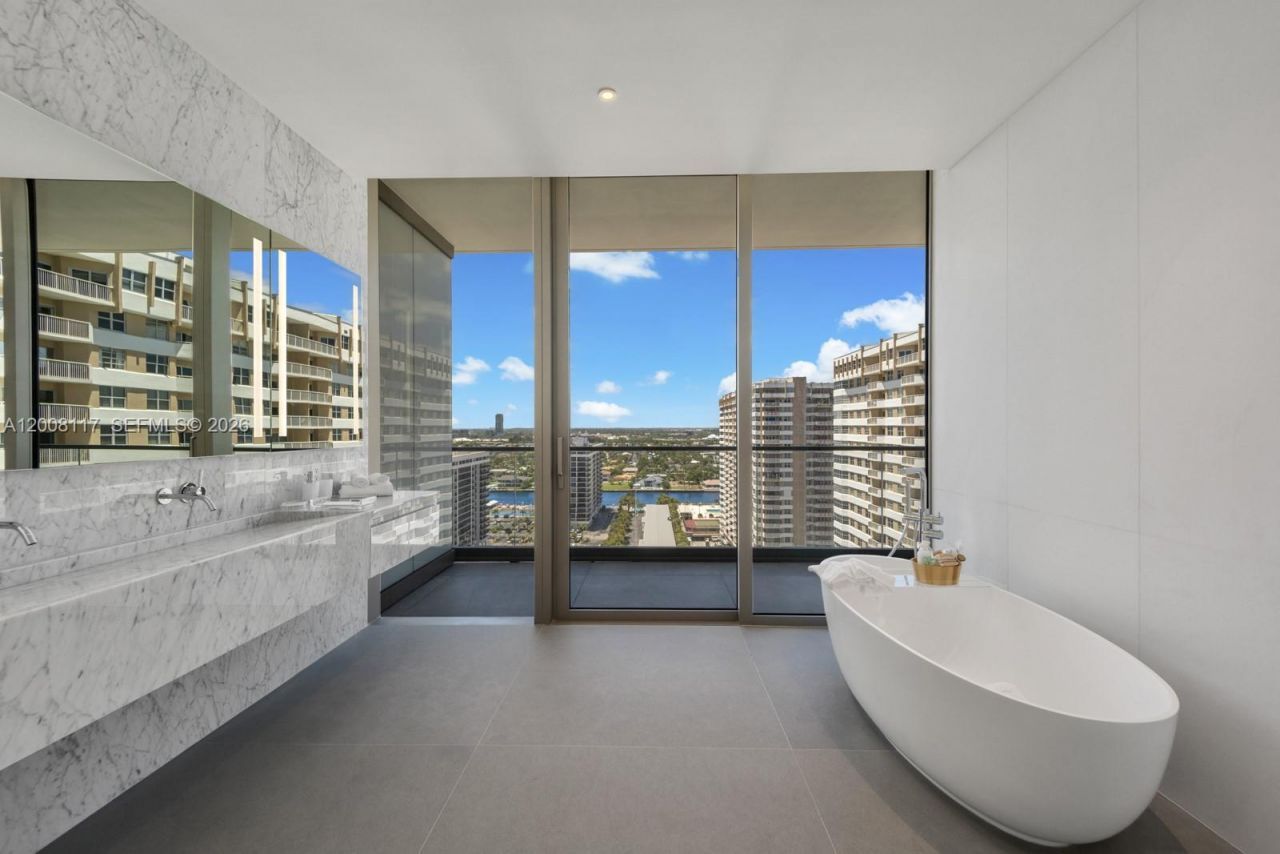 2000 S Ocean Dr, Unit 17A, Hallandale Beach, FL 33009 Photo