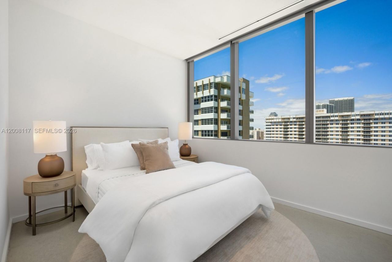 2000 S Ocean Dr, Unit 17A, Hallandale Beach, FL 33009 Photo