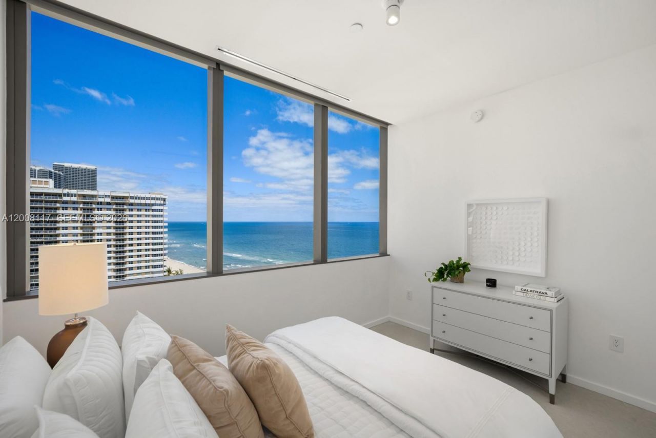 2000 S Ocean Dr, Unit 17A, Hallandale Beach, FL 33009 Photo