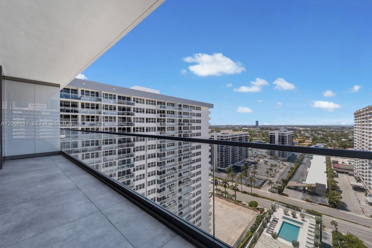 2000 S Ocean Dr, Unit 17A, Hallandale Beach, FL 33009 Photo