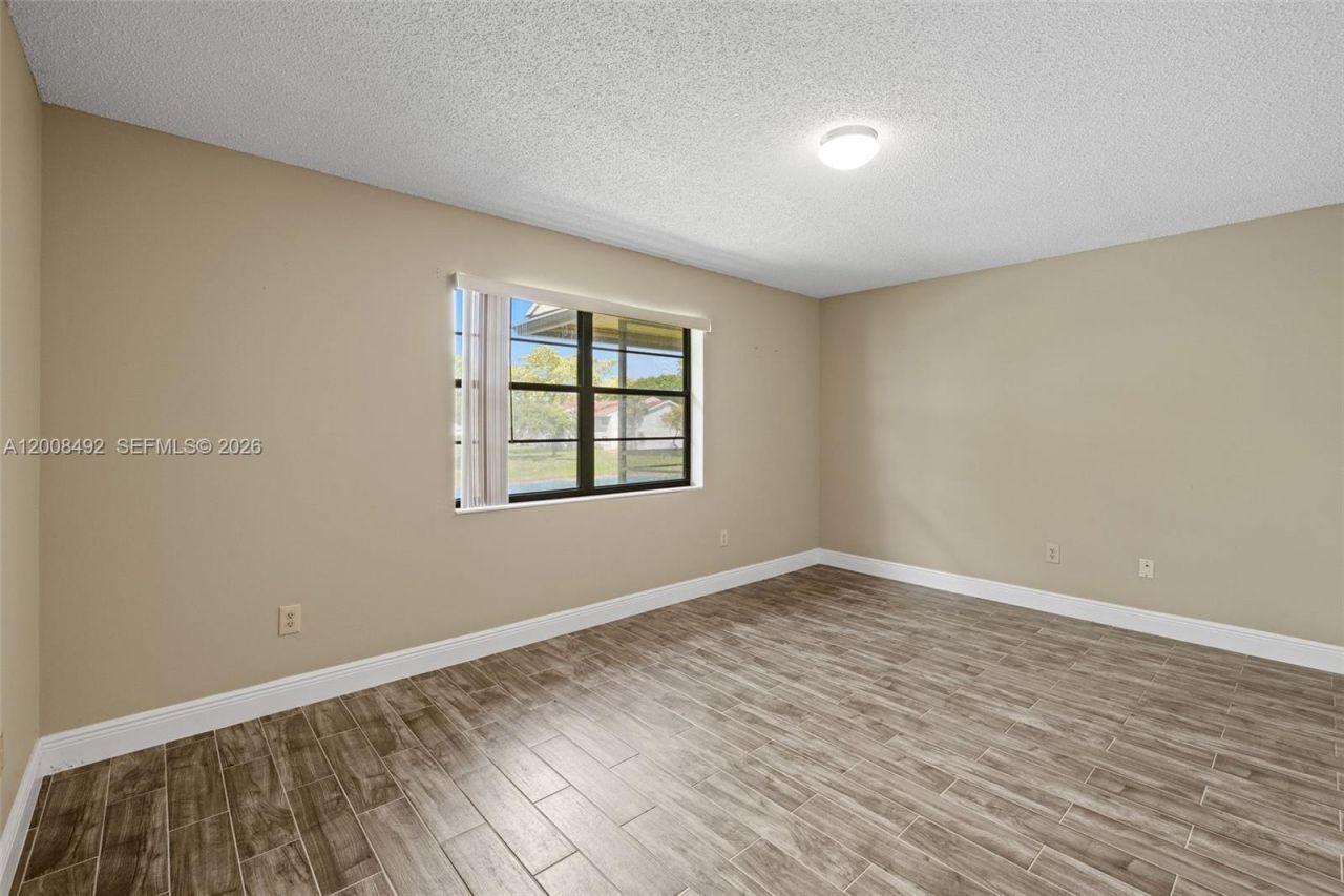145 Lake Nancy Ln, Unit 230, West Palm Beach, FL 33411 Photo