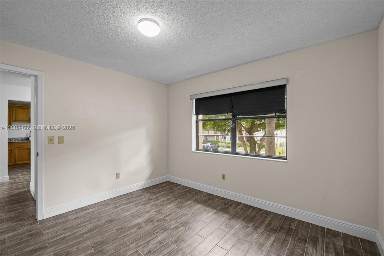 145 Lake Nancy Ln, Unit 230, West Palm Beach, FL 33411 Photo