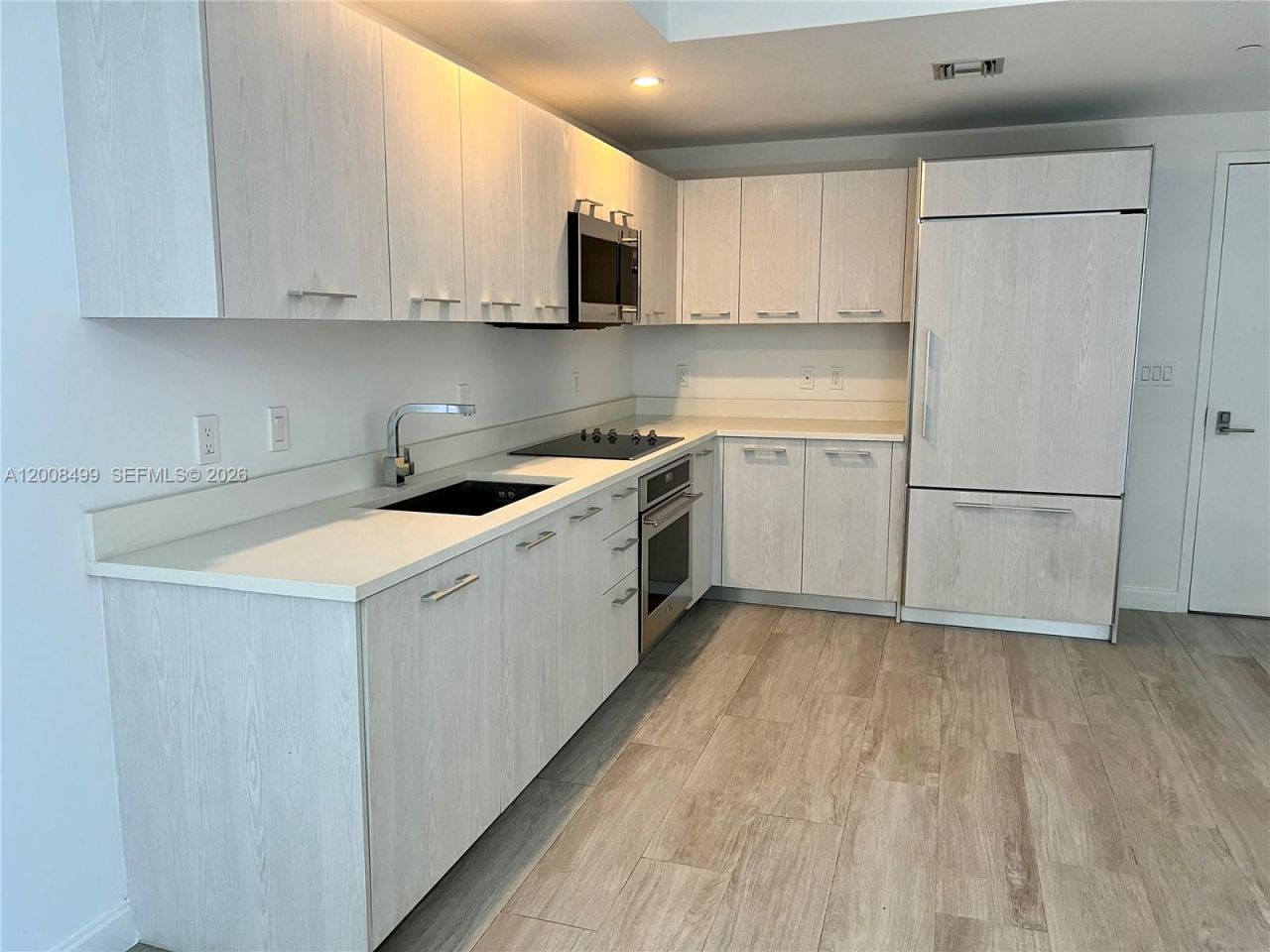 55 SW 9th St , Unit 2702, Miami, FL 33130 Photo