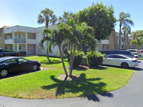 2600 Fiore Way , Unit 208-B, Delray Beach, FL 33445