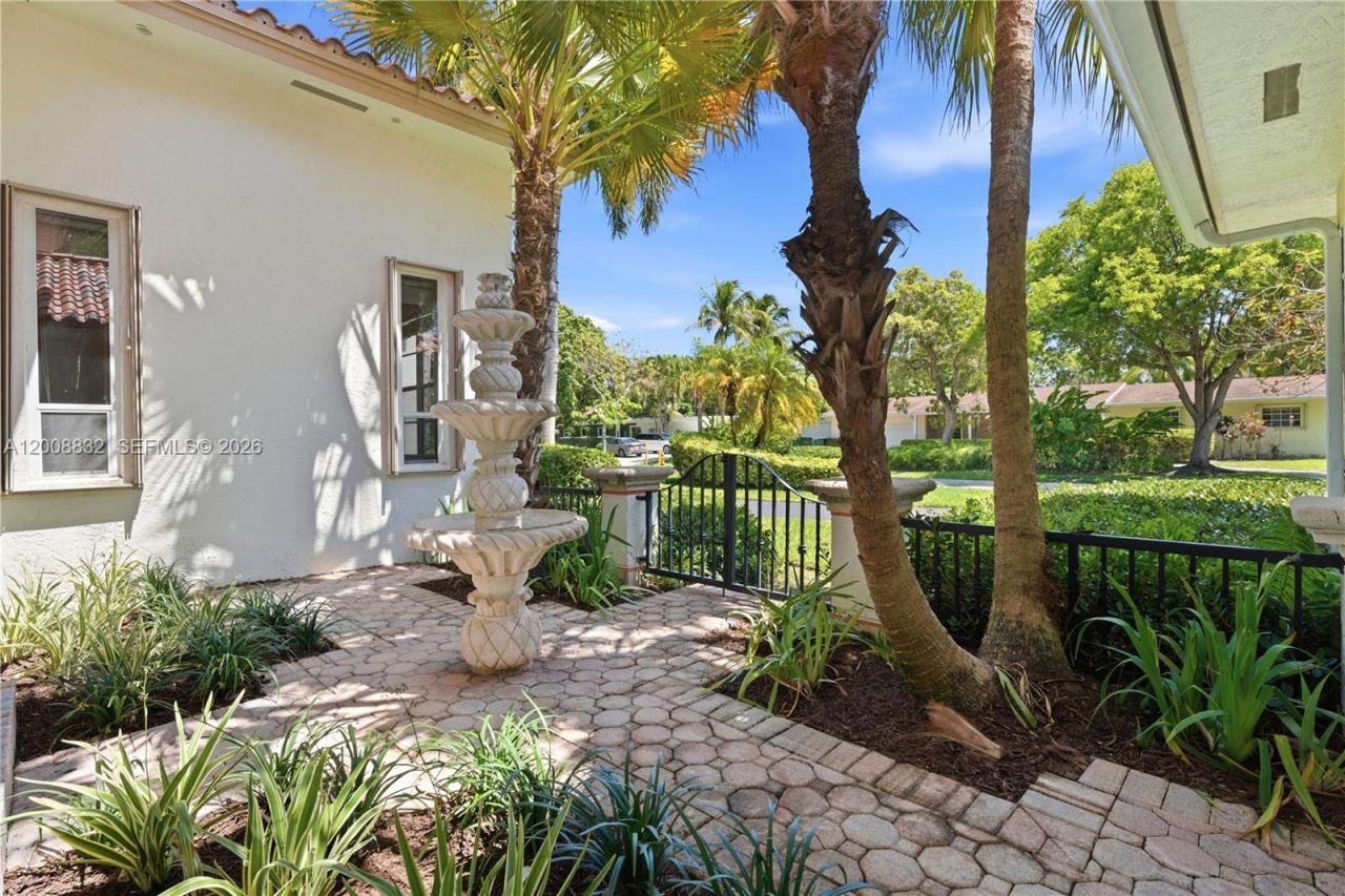 7455 SW 125th St, Pinecrest, FL 33156 Photo