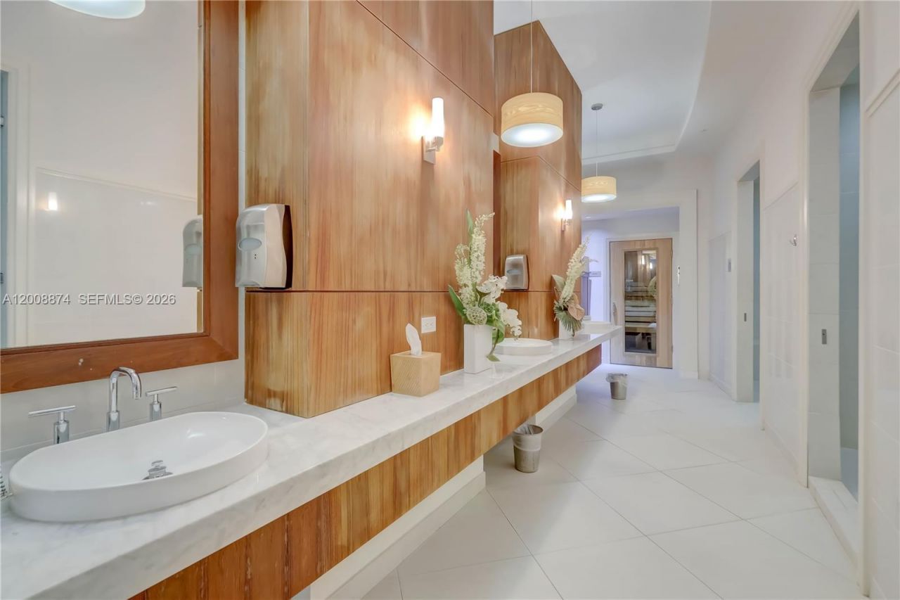 1 N Ocean Blvd , Unit 1214, Pompano Beach, FL 33062 Photo