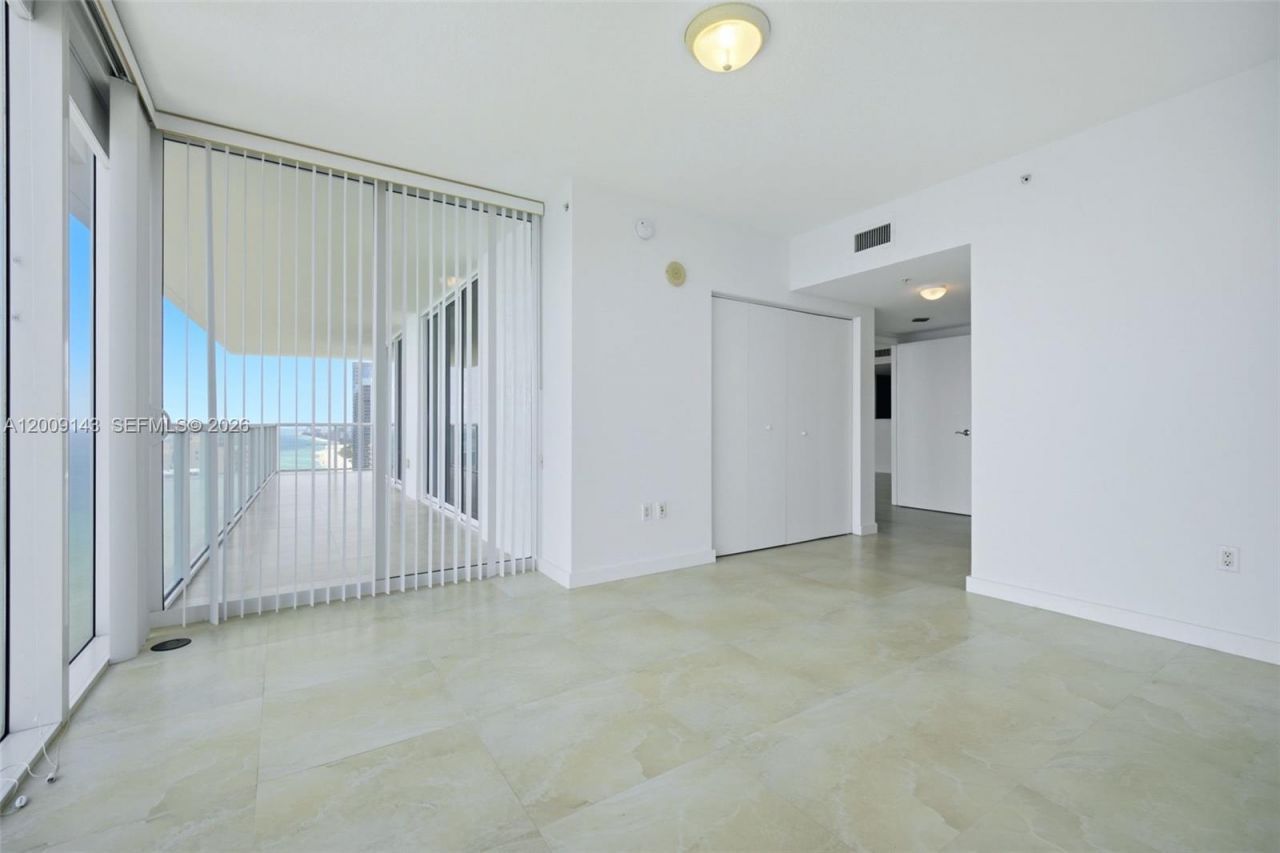 16699 Collins Ave, Unit 3802, Sunny Isles Beach, FL 33160 Photo