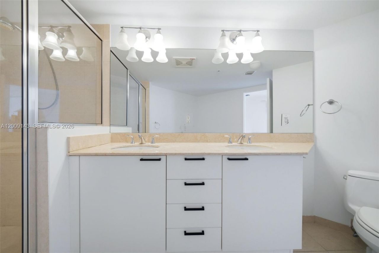 16699 Collins Ave, Unit 3802, Sunny Isles Beach, FL 33160 Photo