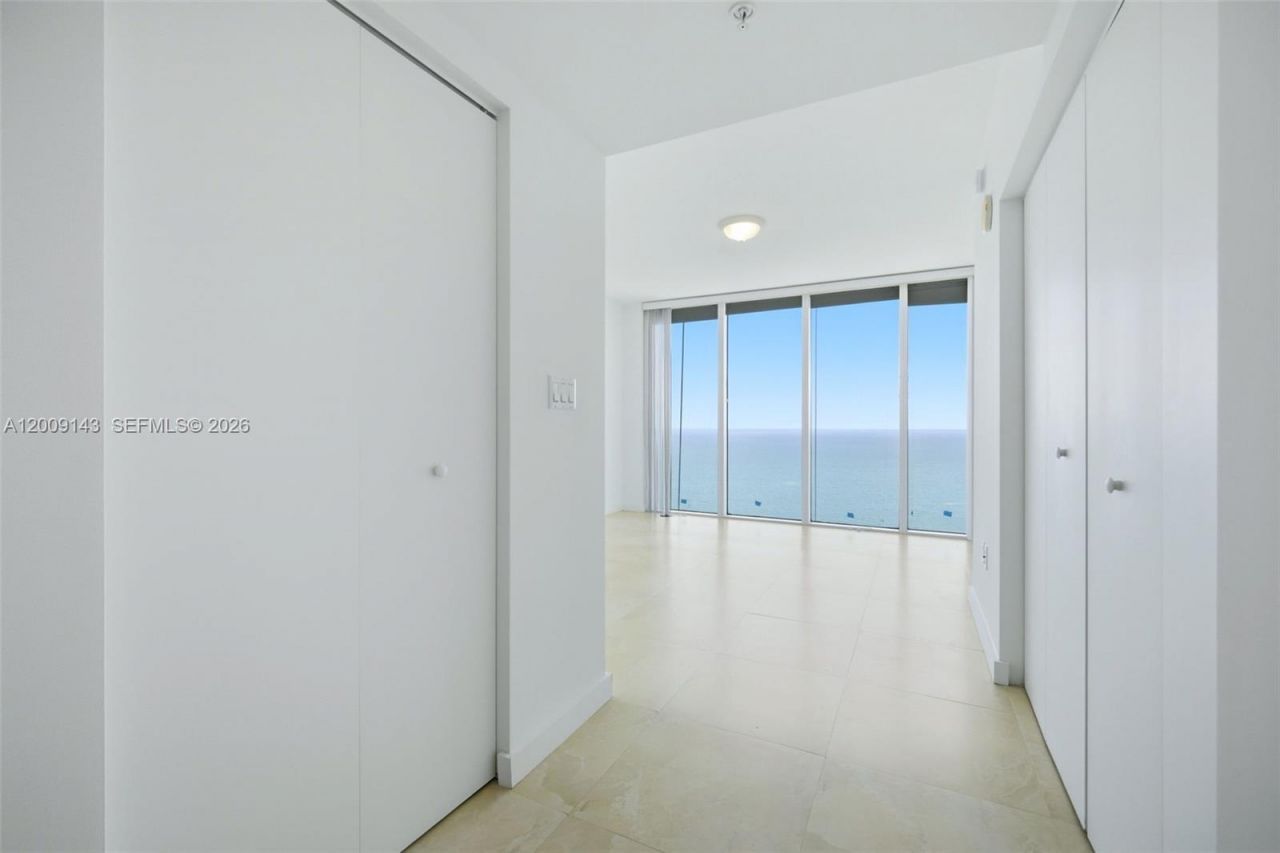 16699 Collins Ave, Unit 3802, Sunny Isles Beach, FL 33160 Photo