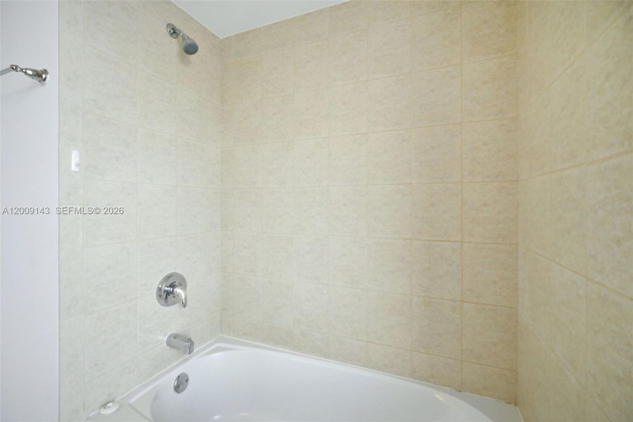 16699 Collins Ave, Unit 3802, Sunny Isles Beach, FL 33160 Photo