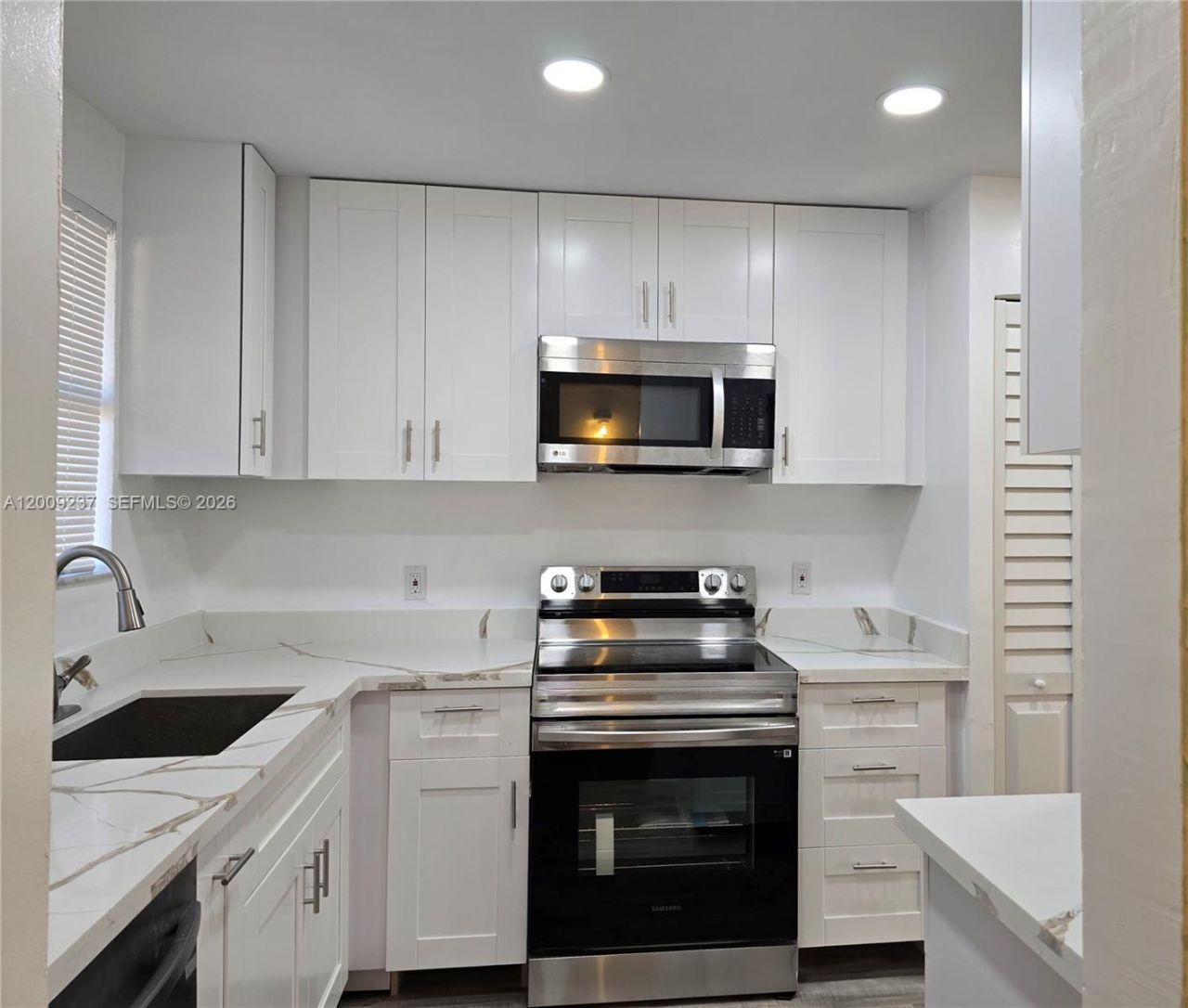 11477 NW 39th Ct, Unit 205-1, Coral Springs, FL 33065 Photo
