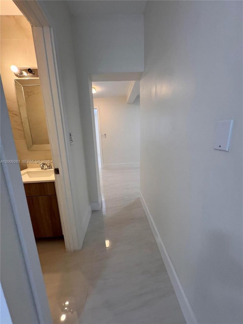 606 SW 58th Ct , Unit 1, Miami, FL 33144 Photo