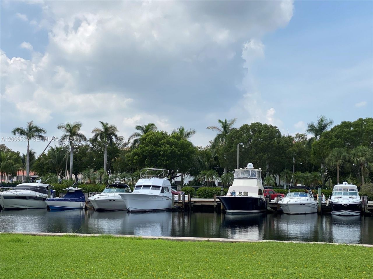 601 Three Islands Blvd , Unit 314, Hallandale Beach, FL 33009 Photo