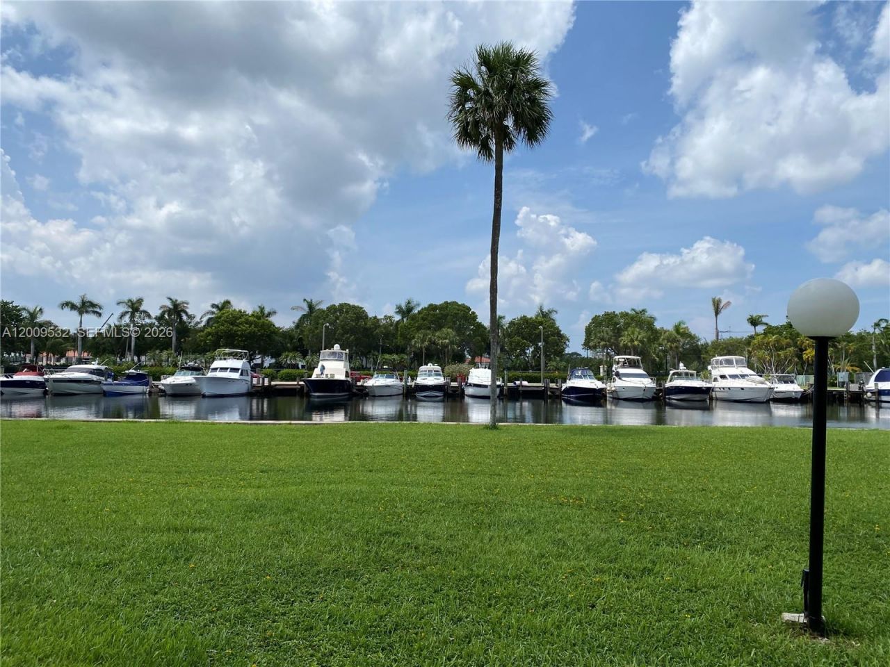 601 Three Islands Blvd , Unit 314, Hallandale Beach, FL 33009 Photo