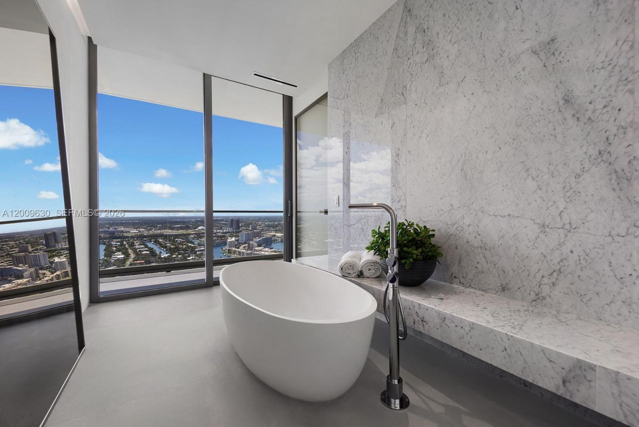 2000 S Ocean Dr, Unit PH1, Hallandale Beach, FL 33009 Photo