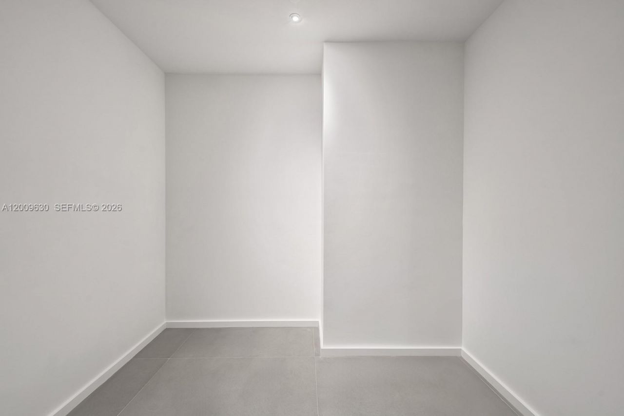 2000 S Ocean Dr, Unit PH1, Hallandale Beach, FL 33009 Photo