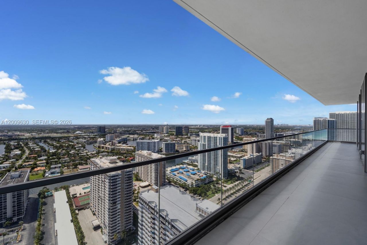 2000 S Ocean Dr, Unit PH1, Hallandale Beach, FL 33009 Photo
