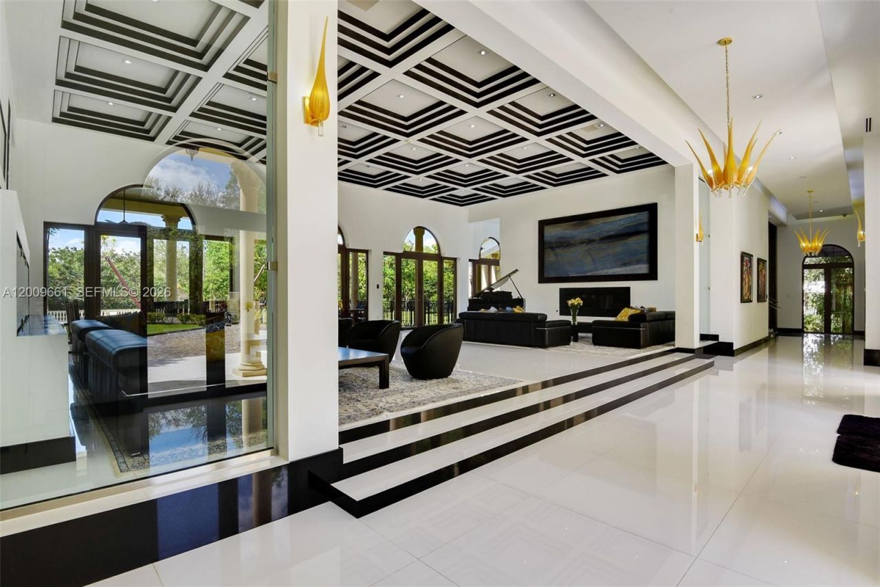 5801 Moss Ranch Rd, Pinecrest, FL 33156 Photo