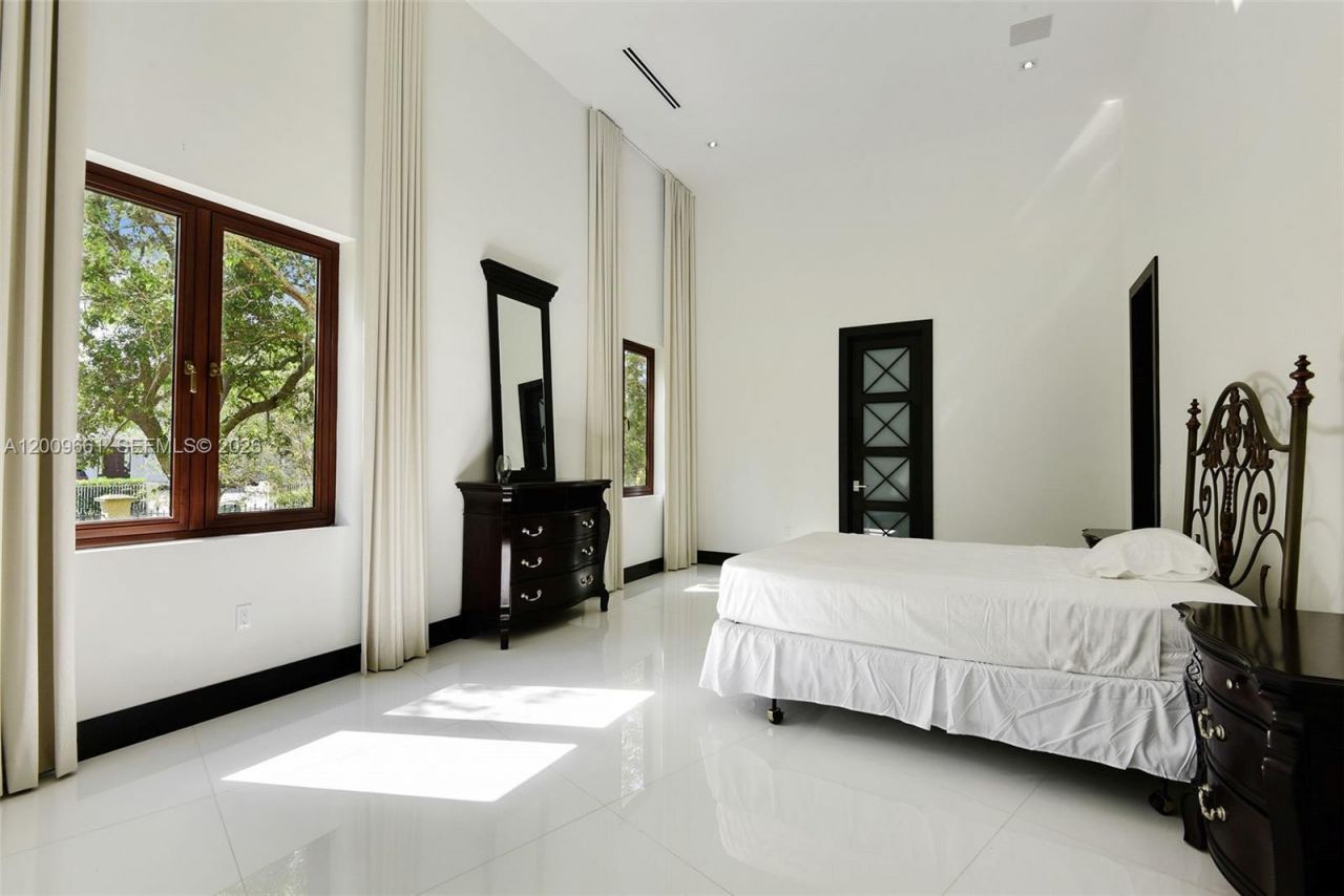 5801 Moss Ranch Rd, Pinecrest, FL 33156 Photo