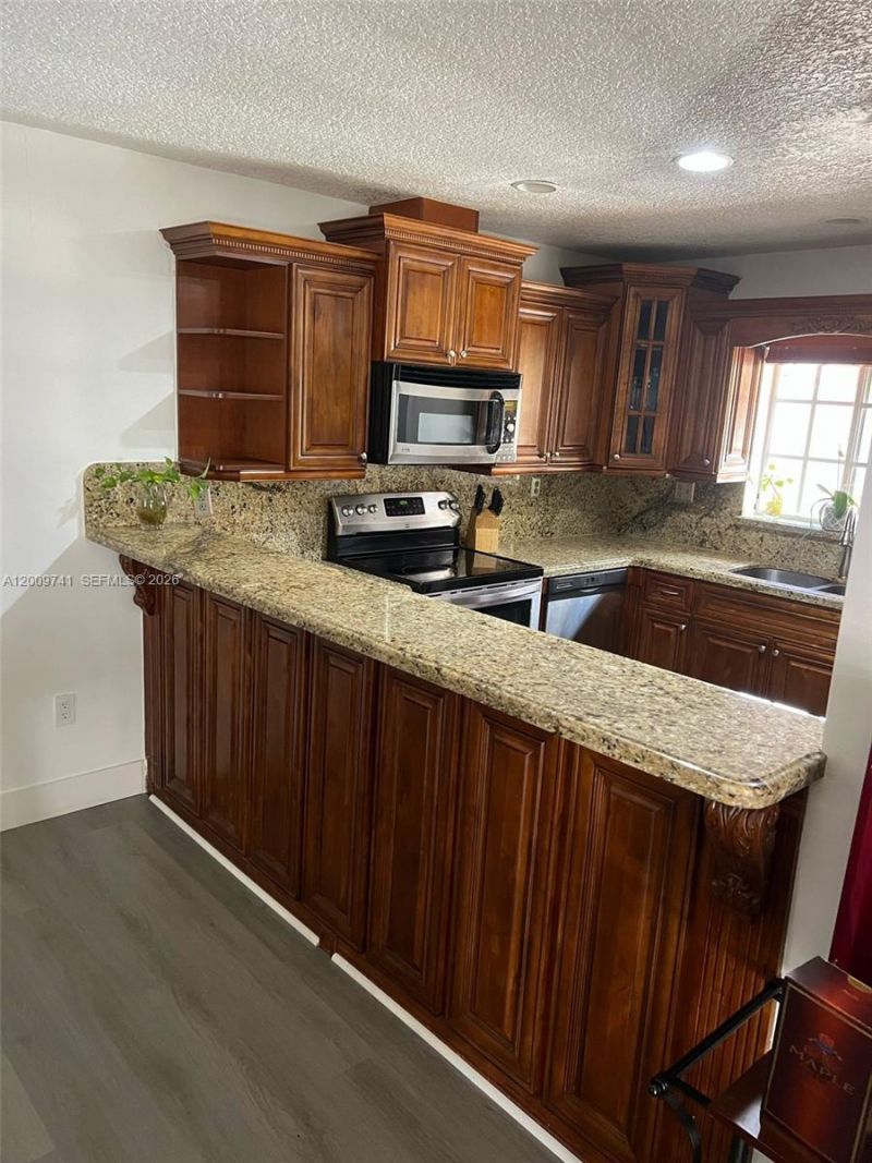 921 NW 133rd Ave, Miami, FL 33182 Photo