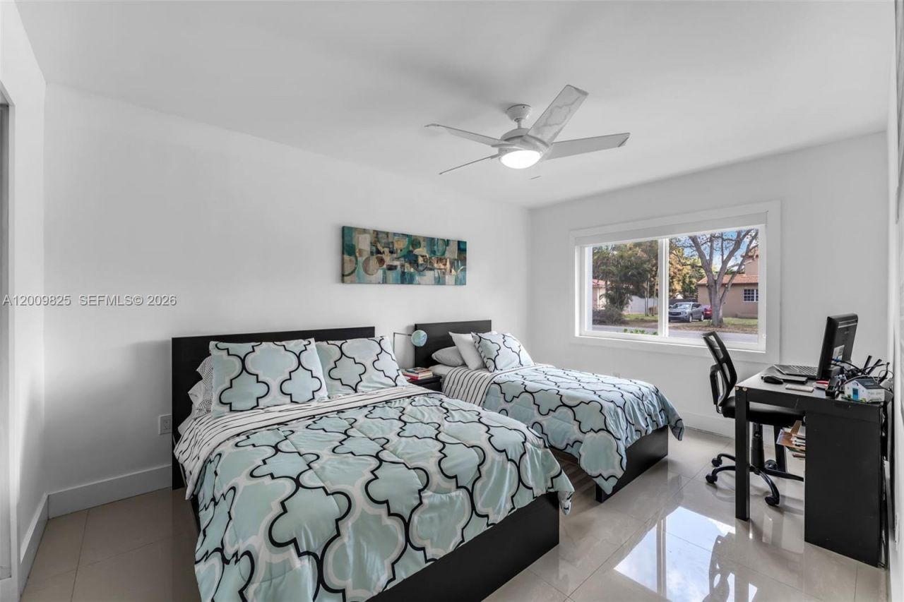240 Lenape Dr, Miami Springs, FL 33166 Photo