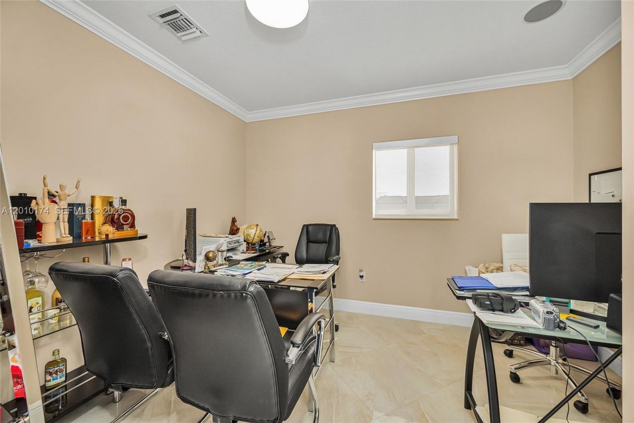 112 N Bounty Ln , Key Largo, FL 33037 Photo
