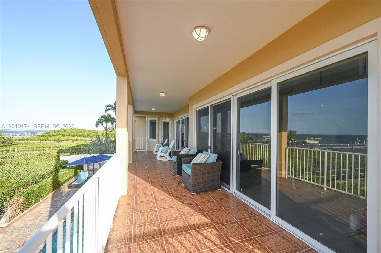 112 N Bounty Ln , Key Largo, FL 33037 Photo