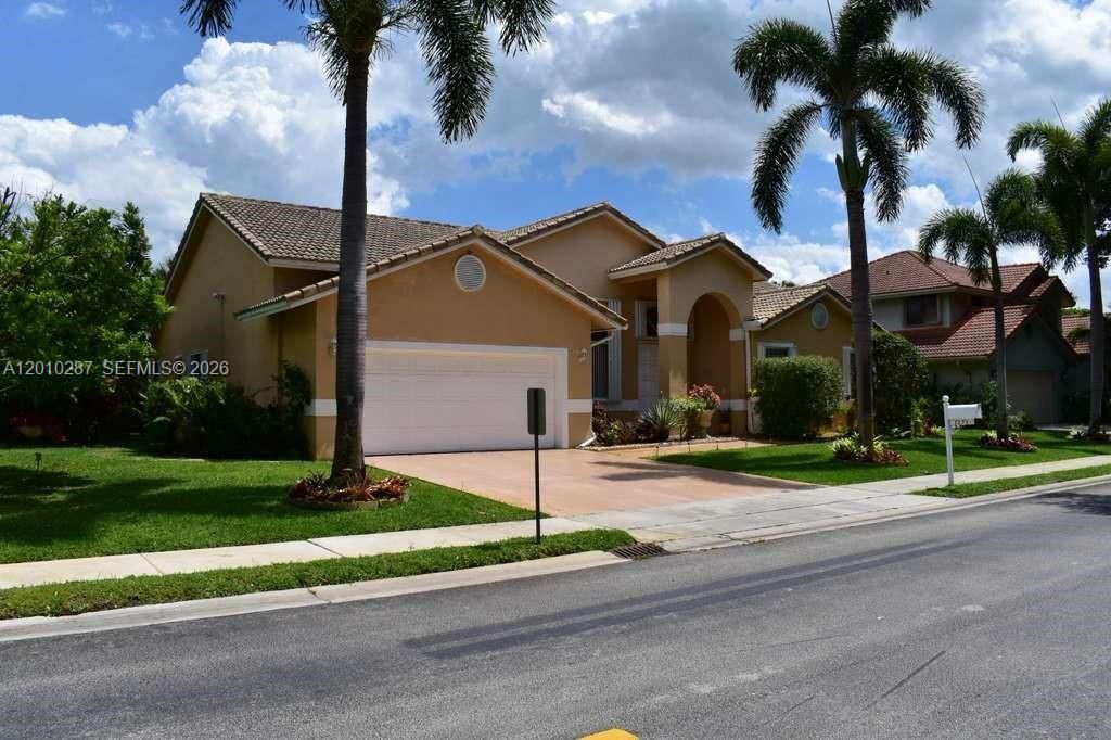 1231 SW 102nd Ave, Pembroke Pines, FL 33025 Photo