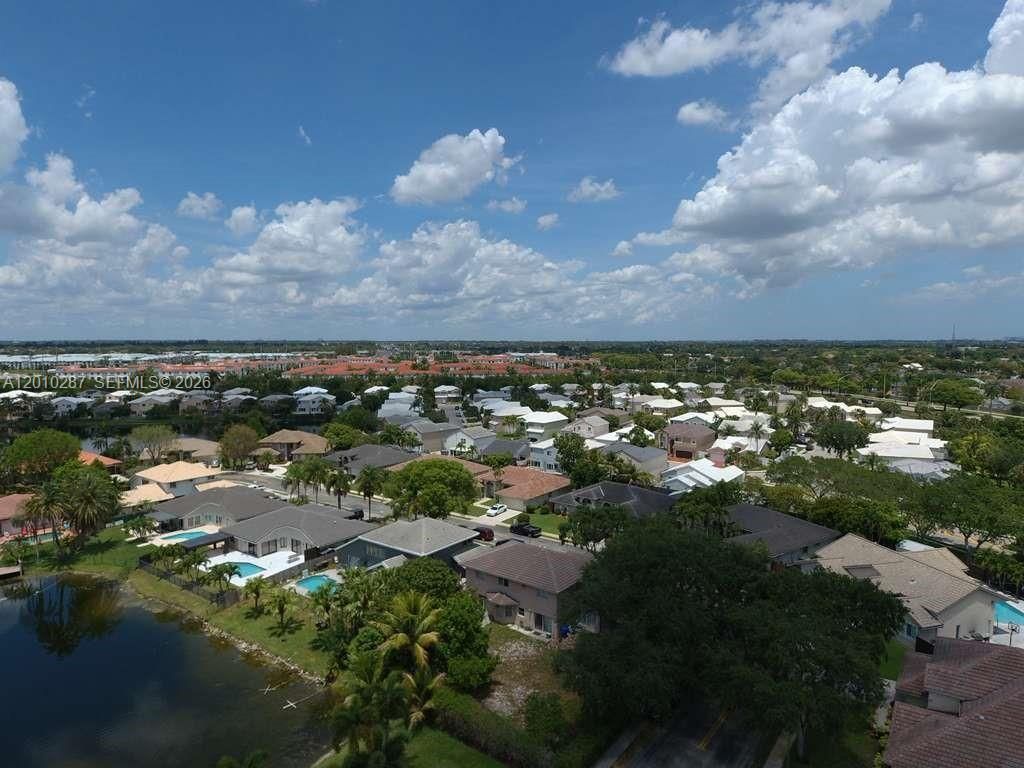 1231 SW 102nd Ave, Pembroke Pines, FL 33025 Photo