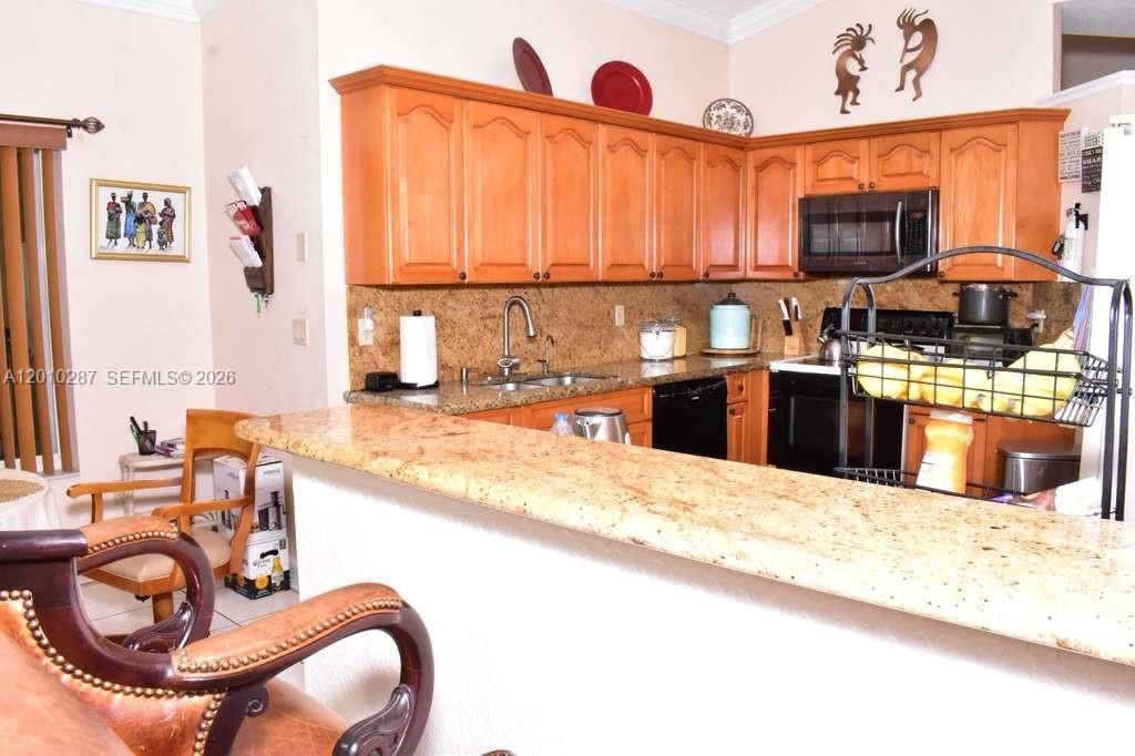 1231 SW 102nd Ave, Pembroke Pines, FL 33025 Photo