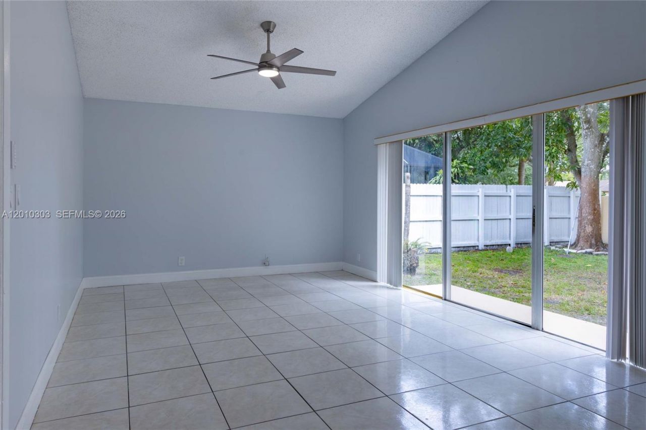 9470 Atlantic St , Miramar, FL 33025 Photo
