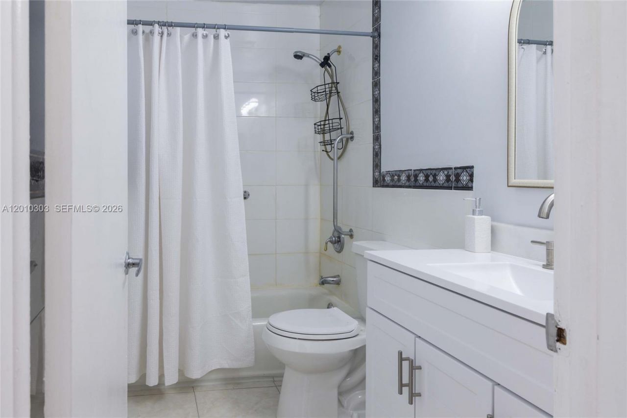 9470 Atlantic St , Miramar, FL 33025 Photo