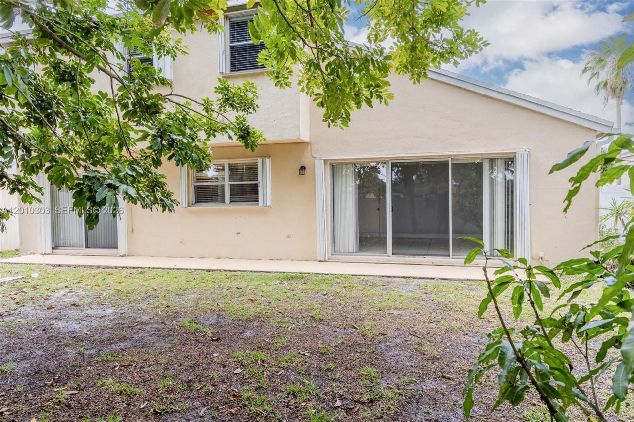 9470 Atlantic St , Miramar, FL 33025 Photo