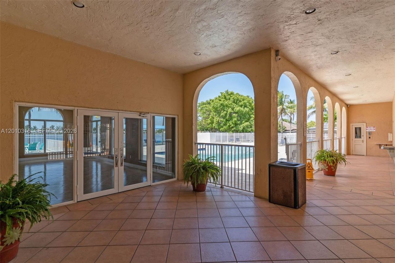 12304 NW 8th Ter, Miami, FL 33182 Photo