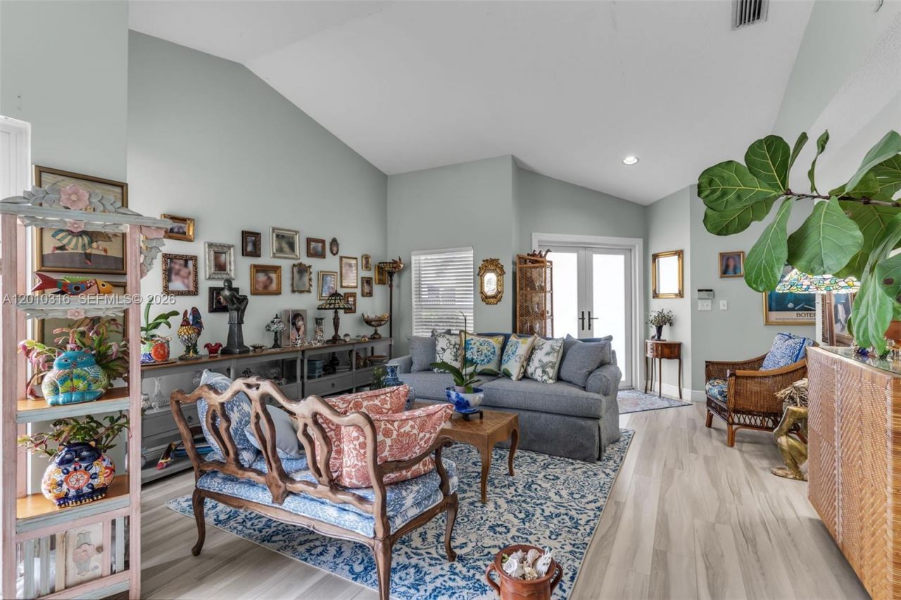 12304 NW 8th Ter, Miami, FL 33182 Photo