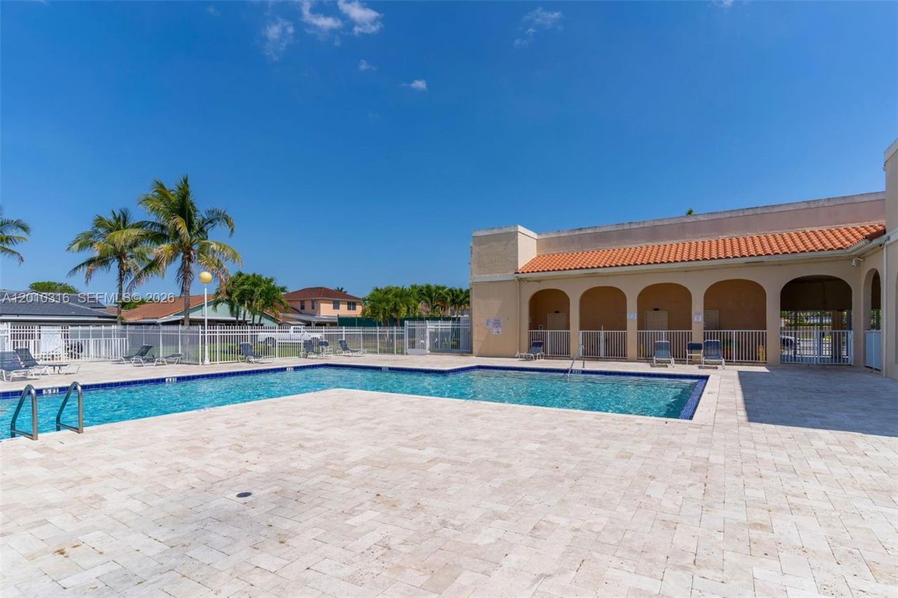 12304 NW 8th Ter, Miami, FL 33182 Photo