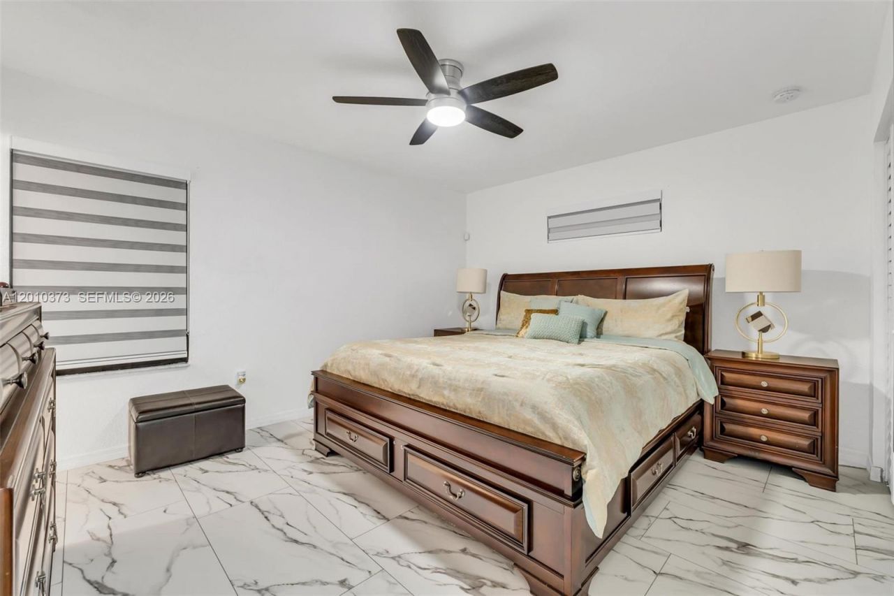 2762 NW 9th Ct, Fort Lauderdale, FL 33311 Photo