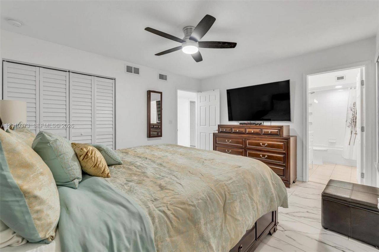 2762 NW 9th Ct, Fort Lauderdale, FL 33311 Photo