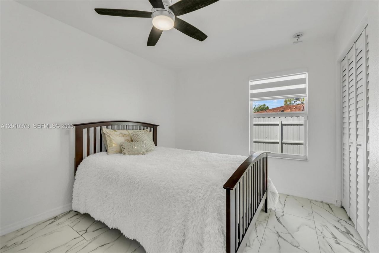 2762 NW 9th Ct, Fort Lauderdale, FL 33311 Photo