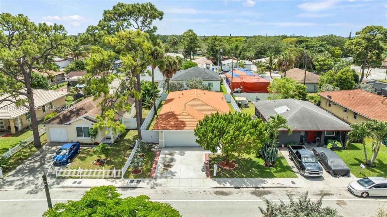 2762 NW 9th Ct, Fort Lauderdale, FL 33311 Photo