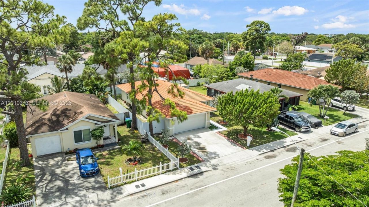 2762 NW 9th Ct, Fort Lauderdale, FL 33311 Photo