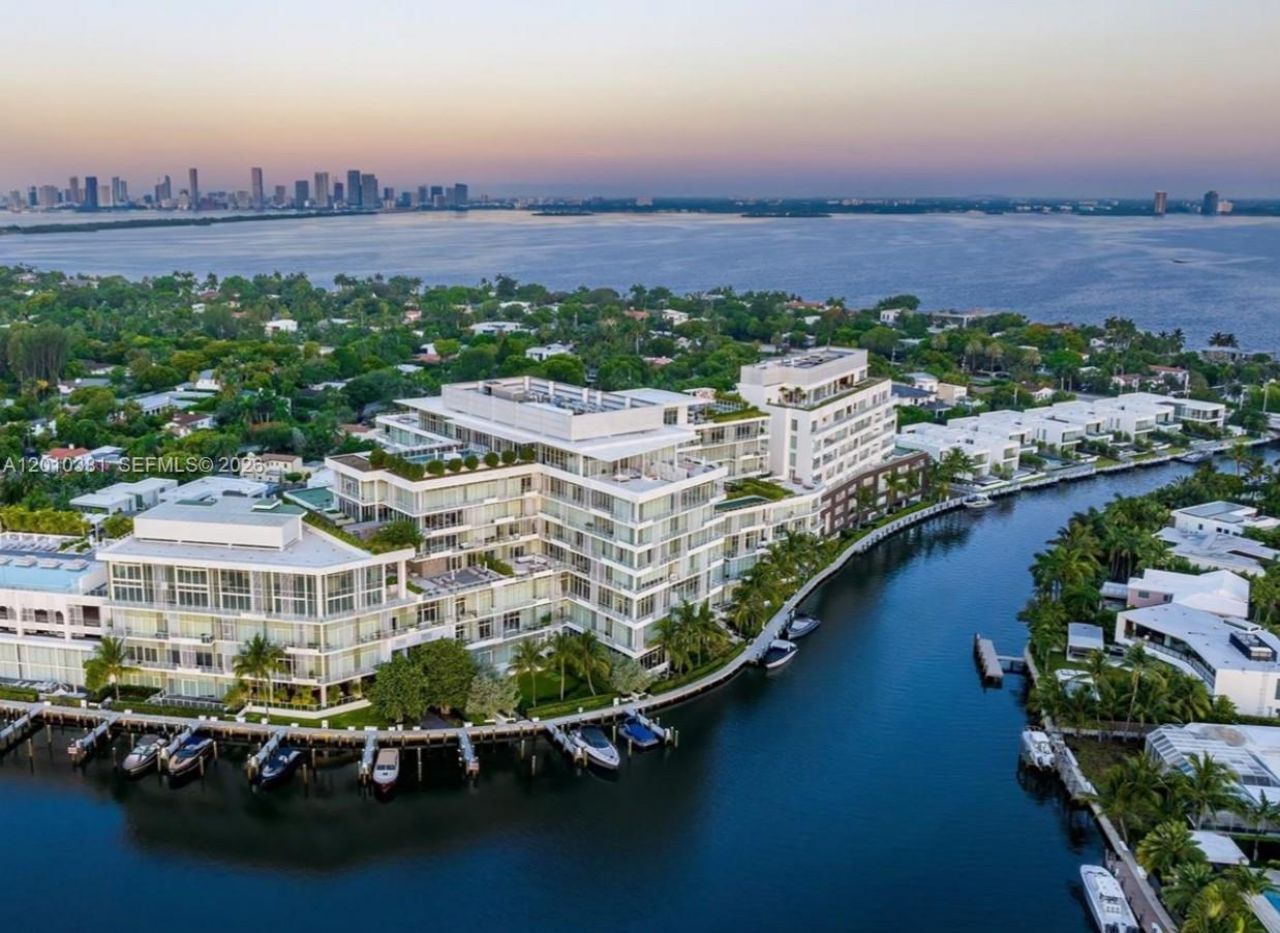 1081 W 48th St, Unit N01, Miami Beach, FL 33140 Photo