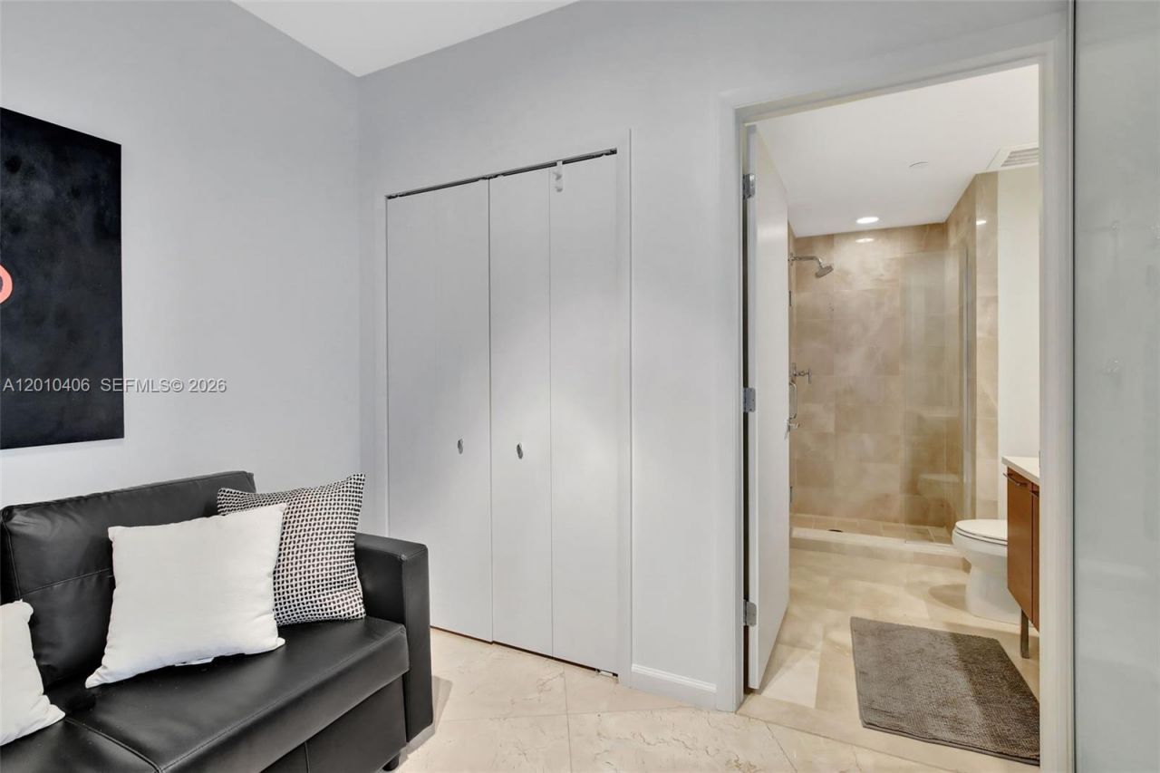17001 Collins Ave, Unit 3702, Sunny Isles Beach, FL 33160 Photo